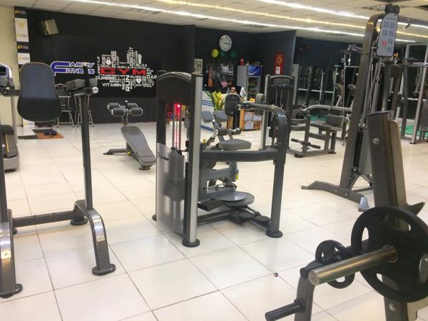 Phòng tập gym Family Fitness, Bạch Mai, Quận Hai Bà Trưng