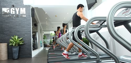 Phòng tập luyện The Airport Gym Fitness & Yoga, Tân Bình