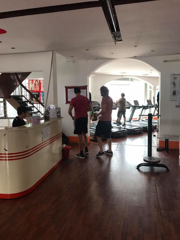 Phòng tập gym Lightning Fitness, Hoàng Hoa Thám, Quận Ba Đình