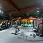 phòng tập gym Fitness World Unique Club