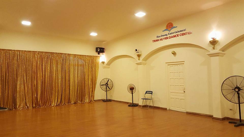 Phòng tập nhảy Trịnh Huyền Dance Center, Quận Đống Đa