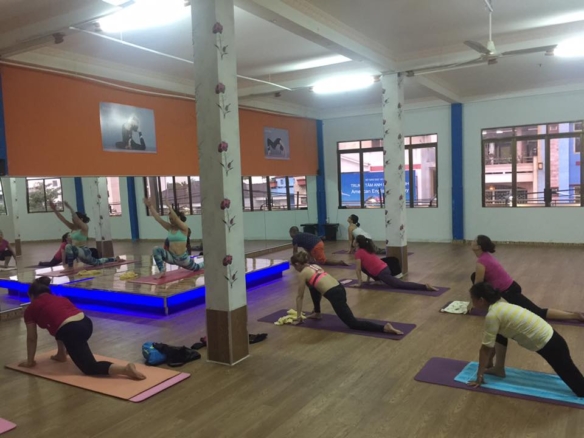 Phòng tập titan gym 2, Bình Tân