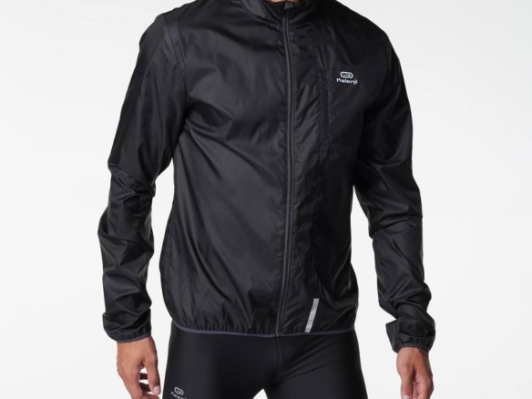 Decathlon-Cửa hàng quần áo, phụ kiện thể thao