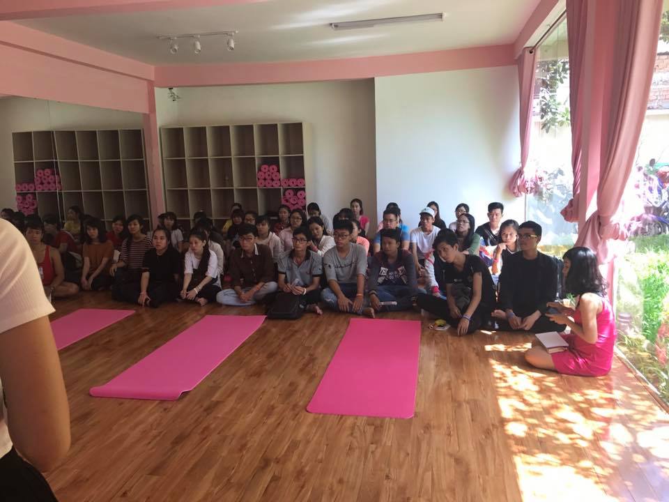 Trung-Tam-Yoga-va-Pilates-60-Phut (1)