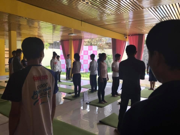 Trung-Tam-Yoga-va-Pilates-60-Phut (2)