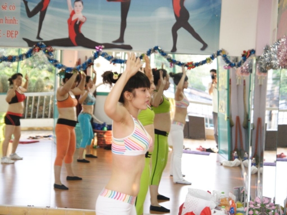 Câu lạc bộ thể dục thẩm mỹ Nhã Ca, Lương Đình Của, Quận 2