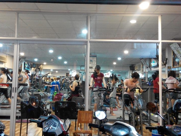 phong-tap-gym-hung-khanh
