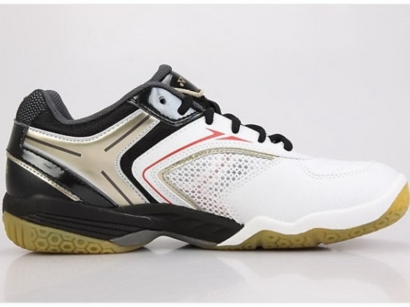 Cửa hàng dụng cụ thể dục thể thao , quận 5